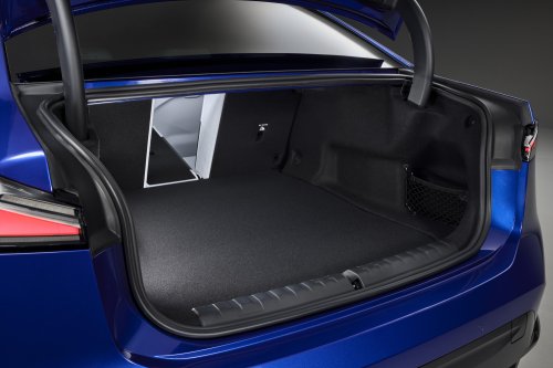 2026 BMW i3 L in China – LWB with manual door handles, over 1,000 km CLTC, coming to Malaysia?
