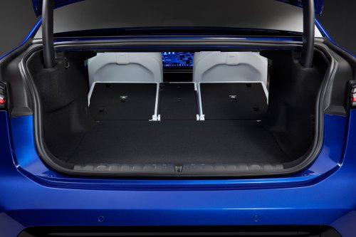 2026 BMW i3 revealed – NA0 EV 3 Series with up to 469 PS, 900 km WLTP range, 400 kW DC fast charging