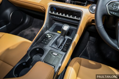 2026 Lexus IS facelift launched in Thailand – third update, refreshed cabin/tech, IS 300h from RM339k