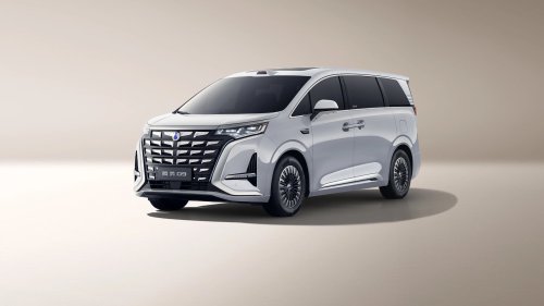 2026 Denza D9 in China – all-new interior, up to 800 km CLTC range, 1,500 kW DC charging, 9 mins full charge