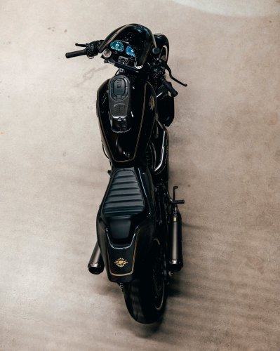 Harley-Davidson shows carbon-fibre RMCR Concept