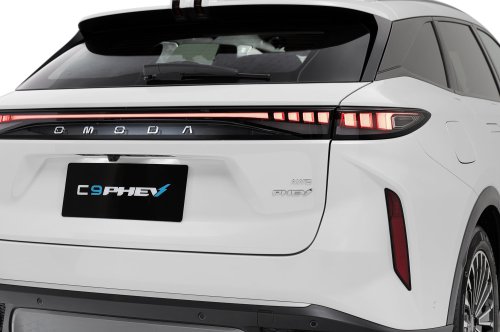 Omoda C9 PHEV launched in Malaysia – 1.5T petrol, 537 PS/650 Nm PHEV, 145 km EV range WLTP; RM209k