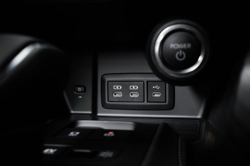 2026 Toyota Harrier 2.5 Hybrid launched in Malaysia – 218 PS combined, 12.3-inch digital display; fr RM289k