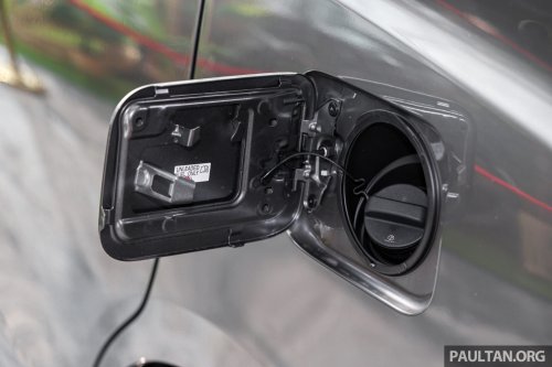 2026 Toyota Vellfire Hybrid in Malaysia – full gallery of petrol-electric MPV with 250 PS, Alphard kit, RM550k