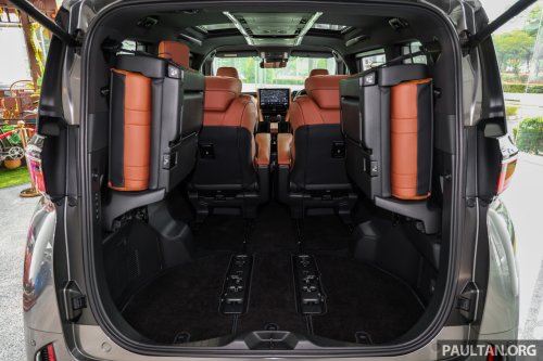 2026 Toyota Vellfire Hybrid in Malaysia – full gallery of petrol-electric MPV with 250 PS, Alphard kit, RM550k