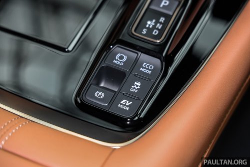 2026 Toyota Vellfire Hybrid in Malaysia – full gallery of petrol-electric MPV with 250 PS, Alphard kit, RM550k