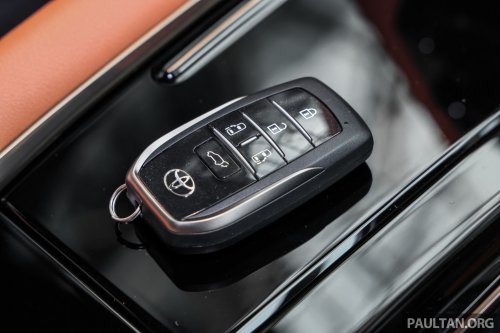 2026 Toyota Vellfire Hybrid in Malaysia – full gallery of petrol-electric MPV with 250 PS, Alphard kit, RM550k