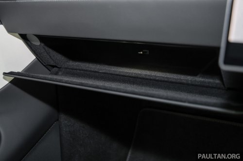 Tesla Model Y L previewed in Malaysia – stretched 6-seater, 681 km WLTP, adaptive damping, launch Apr 1