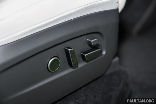 Tesla Model Y L Malaysia price confirmed – RM260,000 for 6-seater EV SUV, Cosmic Silver is RM11k extra!