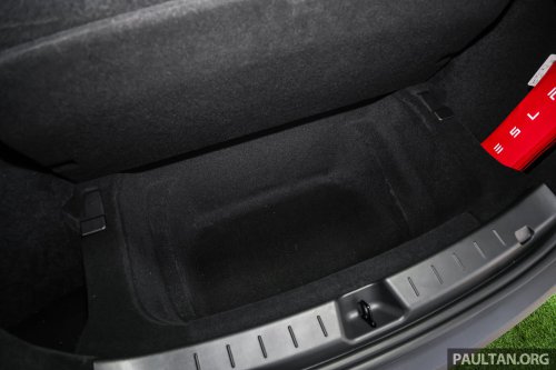 Tesla Model Y L launched in Malaysia – stretched 6-seater, 681 km WLTP, adaptive sus, from RM260k est