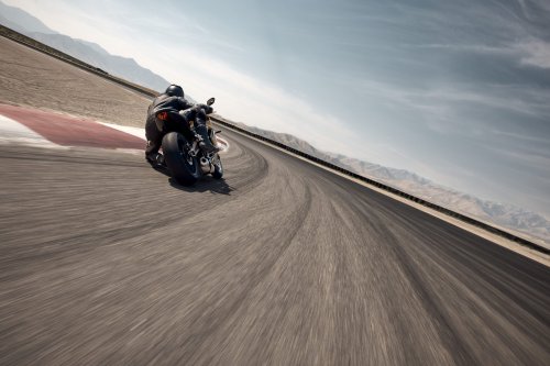 2026 Triumph Daytona 660 updated – now with adjustable Showa forks, Triumph quickshifter