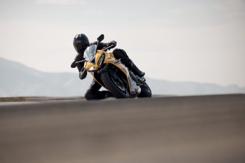 2026 Triumph Daytona 660 updated – now with adjustable Showa forks, Triumph quickshifter