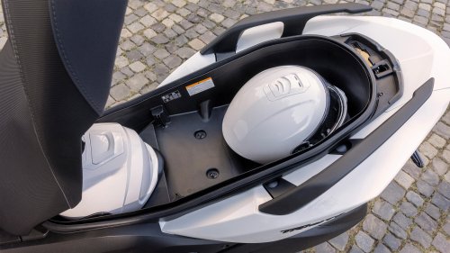 2026 Yamaha Tricity 300 scooter for Europe – three wheels, standing assist, foot brake and airbag