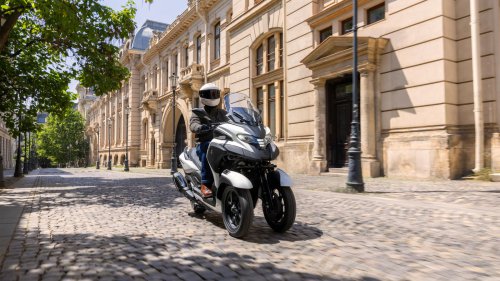 2026 Yamaha Tricity 300 scooter for Europe – three wheels, standing assist, foot brake and airbag