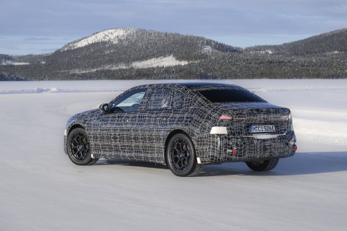 2027 BMW i3 teased, Mar 18 reveal – NA0 3 Series EV, 800V, up to 469 PS, 645 Nm, 400 kW DC fast charging