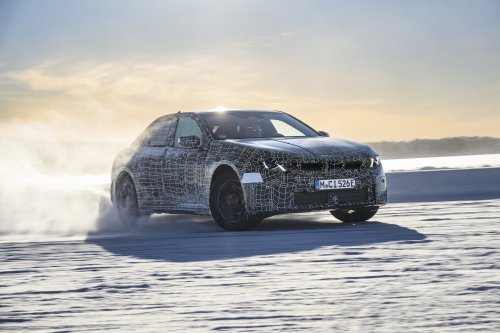 2027 BMW i3 teased, Mar 18 reveal – NA0 3 Series EV, 800V, up to 469 PS, 645 Nm, 400 kW DC fast charging