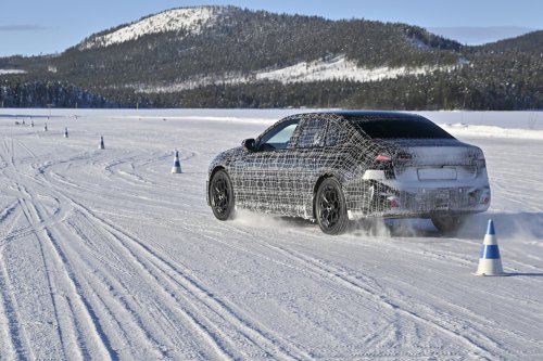 2027 BMW i3 teased, Mar 18 reveal – NA0 3 Series EV, 800V, up to 469 PS, 645 Nm, 400 kW DC fast charging