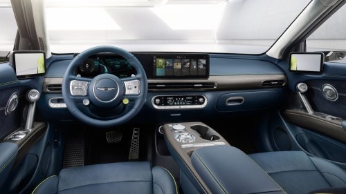 Genesis GV60 Magma – brand’s first production high-performance model; 650 hp/770 Nm, 0-200 km/h 10.9 s