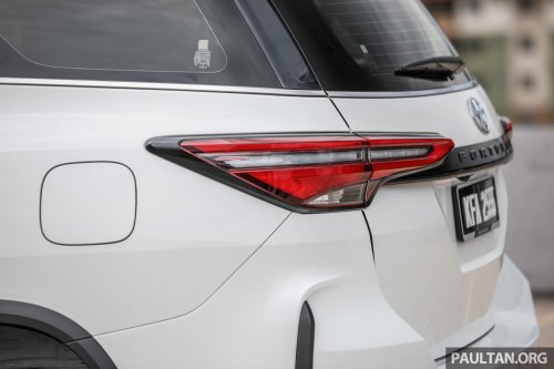 2026 Toyota Fortuner spied – based on new Hilux, heavy facelift with carryover body structure
