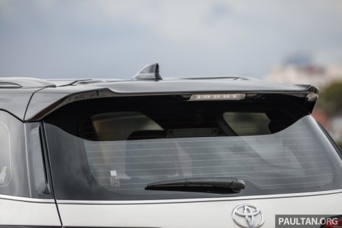 2026 Toyota Fortuner spied – based on new Hilux, heavy facelift with carryover body structure