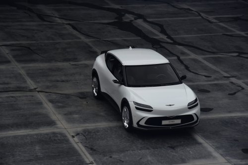 Genesis GV60 Magma – brand’s first production high-performance model; 650 hp/770 Nm, 0-200 km/h 10.9 s