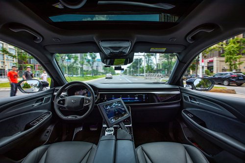 Robotaxi, Baidu’s Apollo Go robotaxi service to launch in Singapore, Malaysia end-2025 – driverless taxis soon?