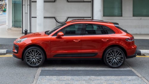 2026 Porsche Macan petrol on sale in Malaysia – 2.0L turbo 4-cyl, 265 PS/400 Nm, limited stock; RM469,000