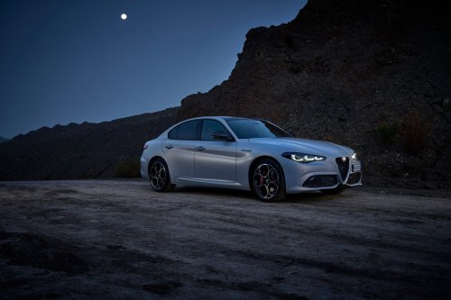 Alfa Romeo Malaysia teaser reveals Nov 20 launch date – Giulia sedan and Stelvio SUV for boutique ops