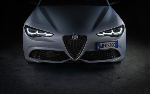 Alfa Romeo is returning to Malaysia – Giulia and Stelvio Veloce teased, 280 PS 2.0L turbo, ROIs open