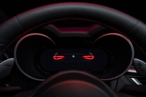 Alfa Romeo is returning to Malaysia – Giulia and Stelvio Veloce teased, 280 PS 2.0L turbo, ROIs open