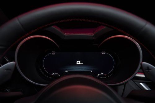 Alfa Romeo is returning to Malaysia – Giulia and Stelvio Veloce teased, 280 PS 2.0L turbo, ROIs open