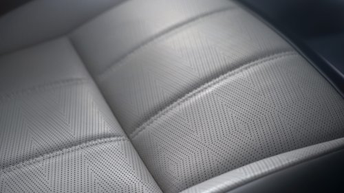 Range Rover Evoque – next-gen to debut as EV in 2027