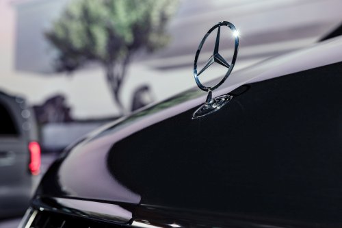2025 Mercedes-Benz EQV facelift to launch in Malaysia tomorrow – Avantgarde Line, two 12.3-inch screens?