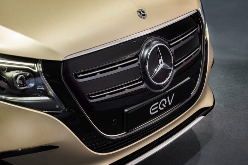 2025 Mercedes-Benz EQV facelift to launch in Malaysia tomorrow – Avantgarde Line, two 12.3-inch screens?