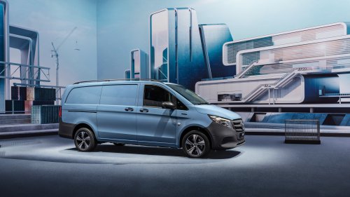 2025 Mercedes-Benz EQV facelift to launch in Malaysia tomorrow – Avantgarde Line, two 12.3-inch screens?