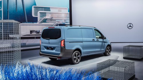 2025 Mercedes-Benz EQV facelift to launch in Malaysia tomorrow – Avantgarde Line, two 12.3-inch screens?