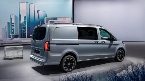 2025 Mercedes-Benz EQV facelift to launch in Malaysia tomorrow – Avantgarde Line, two 12.3-inch screens?