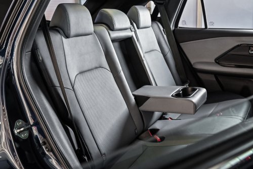 Toyota Yaris Cross launched in Malaysia – 1.5L NA and Hybrid, higher spec than Perodua Traz, from RM100k