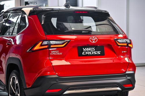 Toyota Yaris Cross launched in Malaysia – 1.5L NA and Hybrid, higher spec than Perodua Traz, from RM100k
