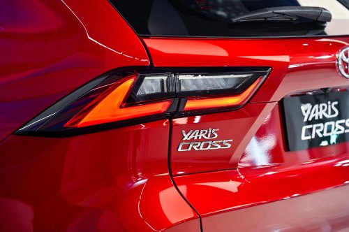 Toyota Yaris Cross launched in Malaysia – 1.5L NA and Hybrid, higher spec than Perodua Traz, from RM100k