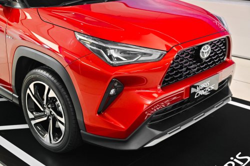 Toyota Yaris Cross open for booking in Malaysia – up-specced Traz 1.5S NA for RM100k, 1.5S hybrid RM110k