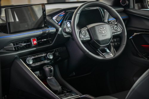 Toyota Yaris Cross launched in Malaysia – 1.5L NA and Hybrid, higher spec than Perodua Traz, from RM100k