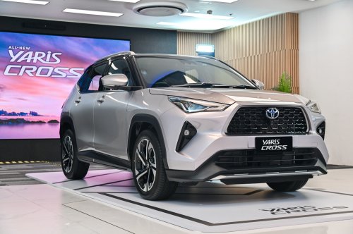 Toyota Yaris Cross launched in Malaysia – 1.5L NA and Hybrid, higher spec than Perodua Traz, from RM100k