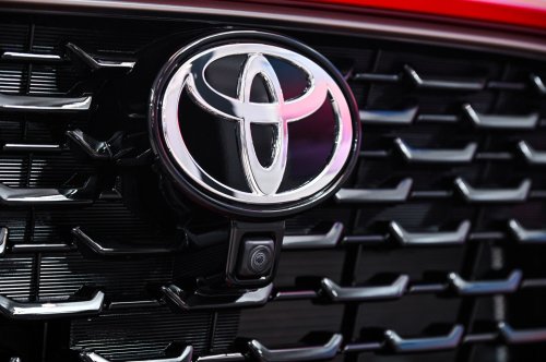 Toyota Yaris Cross launched in Malaysia – 1.5L NA and Hybrid, higher spec than Perodua Traz, from RM100k