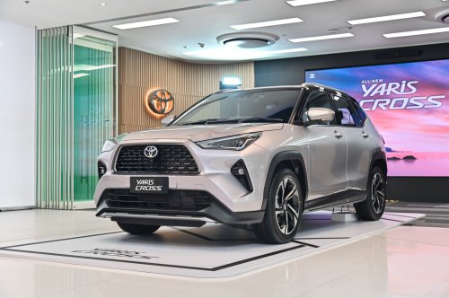 Toyota Yaris Cross launched in Malaysia – 1.5L NA and Hybrid, higher spec than Perodua Traz, from RM100k