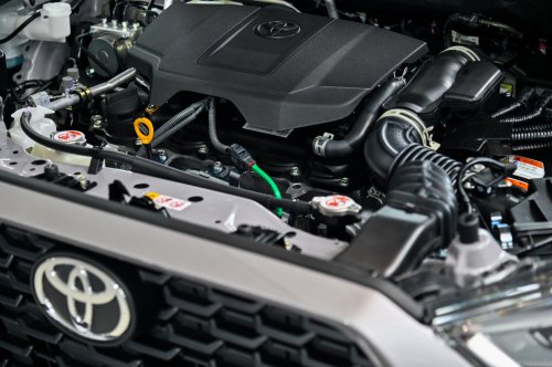 Toyota Yaris Cross launched in Malaysia – 1.5L NA and Hybrid, higher spec than Perodua Traz, from RM100k