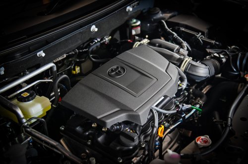 Toyota Yaris Cross launched in Malaysia – 1.5L NA and Hybrid, higher spec than Perodua Traz, from RM100k