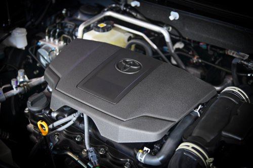 Toyota Yaris Cross launched in Malaysia – 1.5L NA and Hybrid, higher spec than Perodua Traz, from RM100k