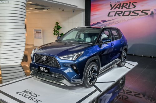Toyota Yaris Cross launched in Malaysia – 1.5L NA and Hybrid, higher spec than Perodua Traz, from RM100k