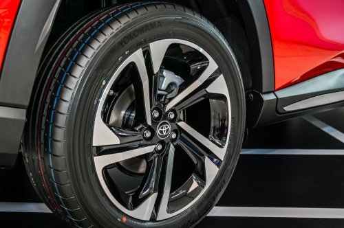 Toyota Yaris Cross bodykits begin selling in Malaysia – Perodua Nexis/Traz D66B SUV twin launching soon?